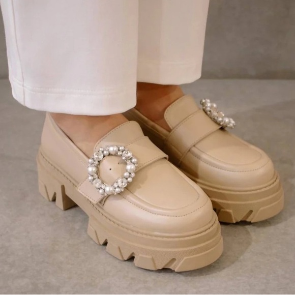 Alohas x Free People Trailblazer Crystal Size 5 Tan Rhinestone Leather Loafer - Picture 1 of 10